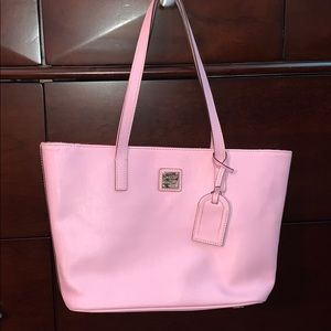 Pink shoulder bag